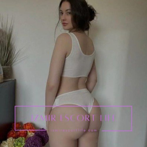 Güzelbahçe Genç Escort ile  Cıvıl Cıvıl Bir Gün Geçirin